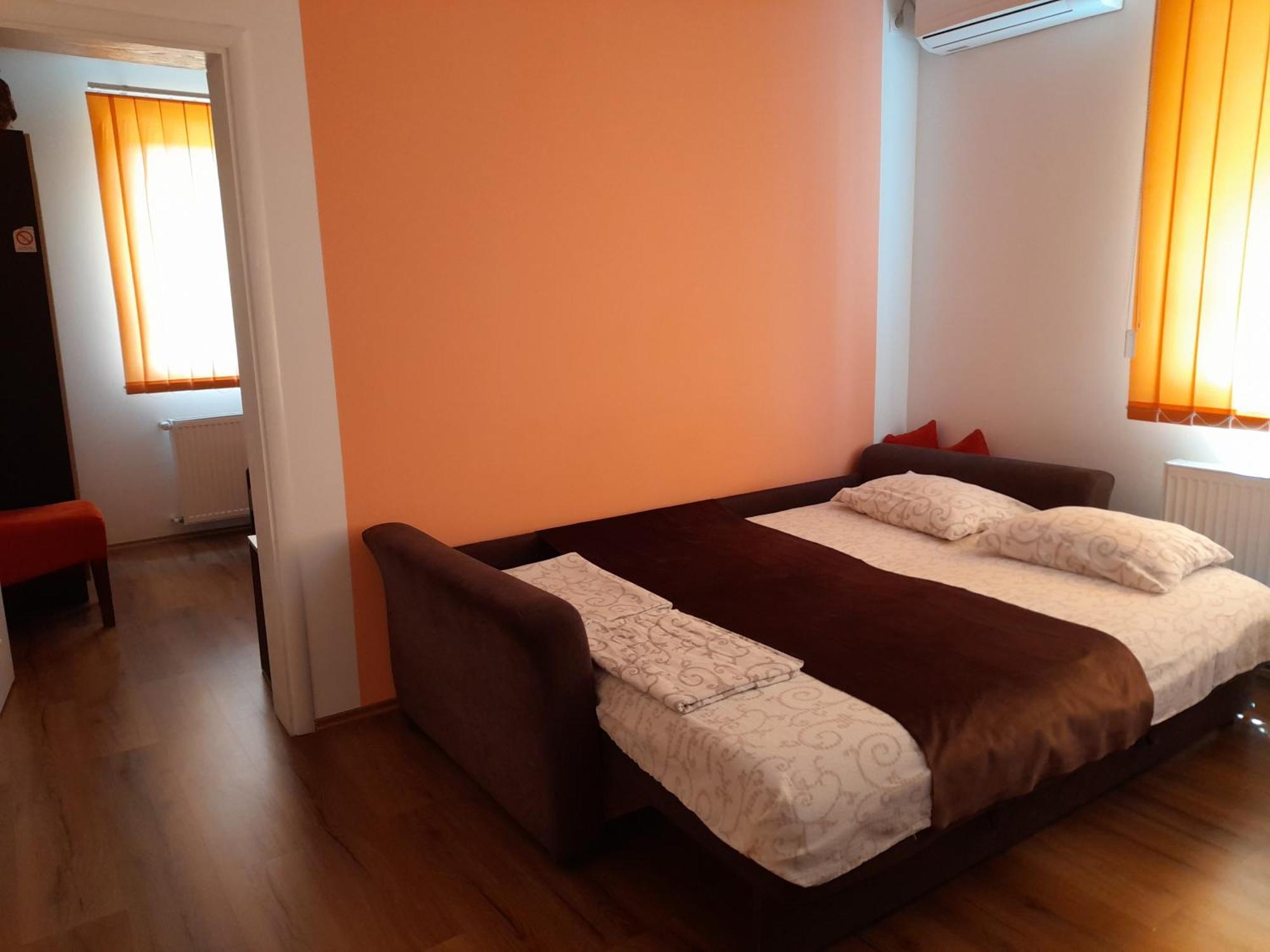 Kety Apartments Κραγκούγιεβατς Δωμάτιο φωτογραφία