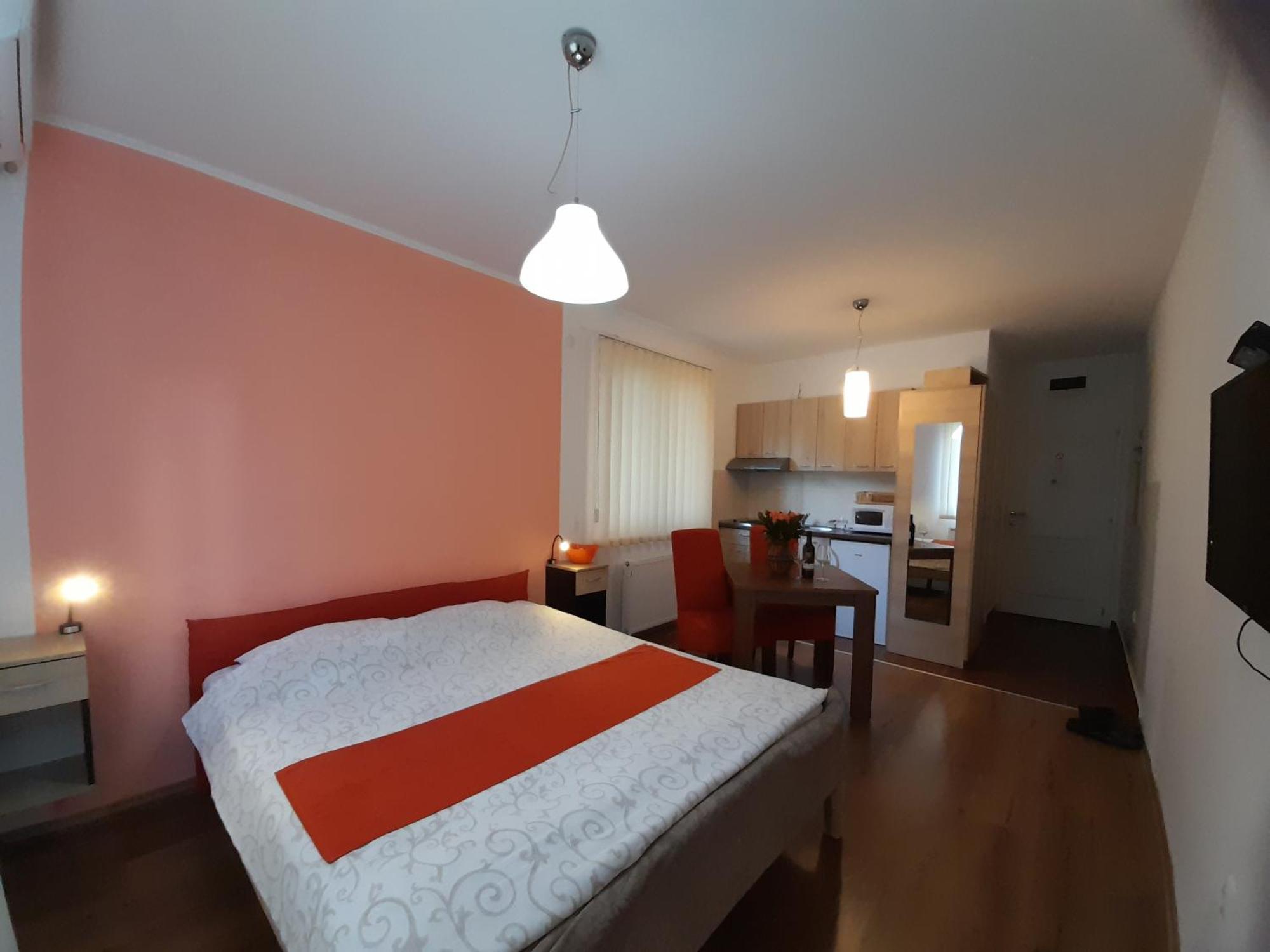 Kety Apartments Κραγκούγιεβατς Δωμάτιο φωτογραφία