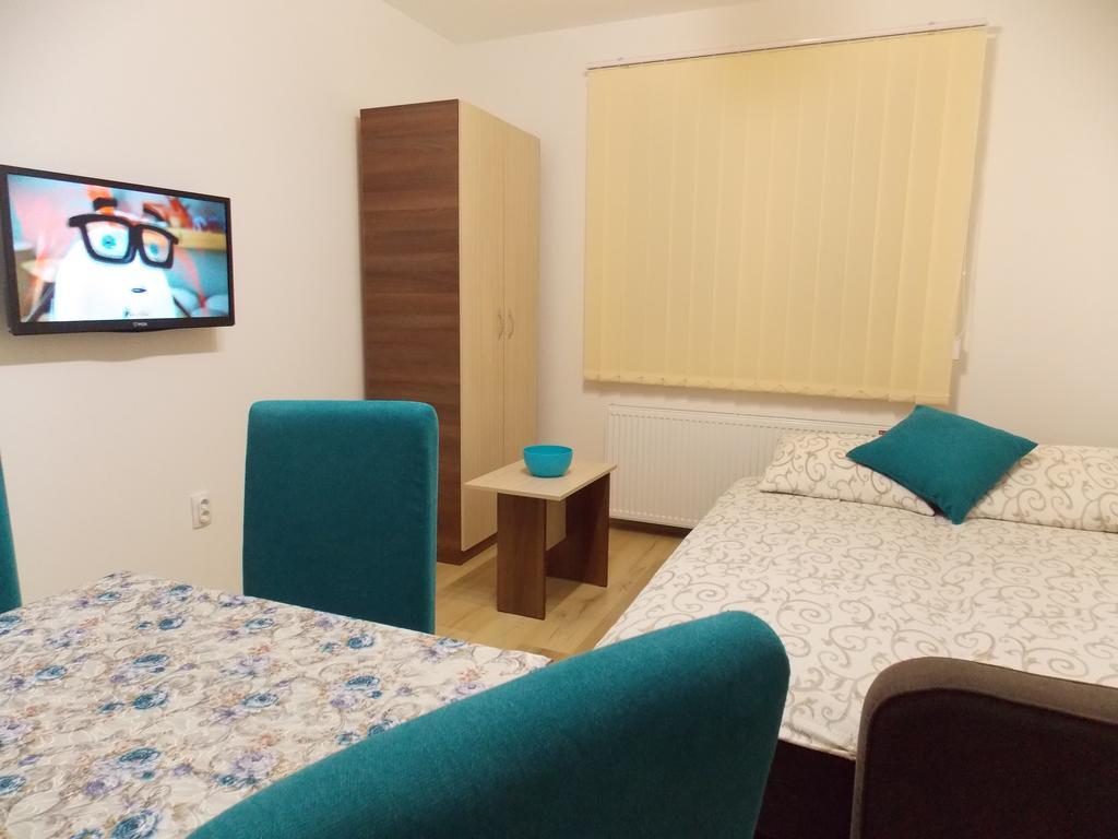 Kety Apartments Κραγκούγιεβατς Εξωτερικό φωτογραφία